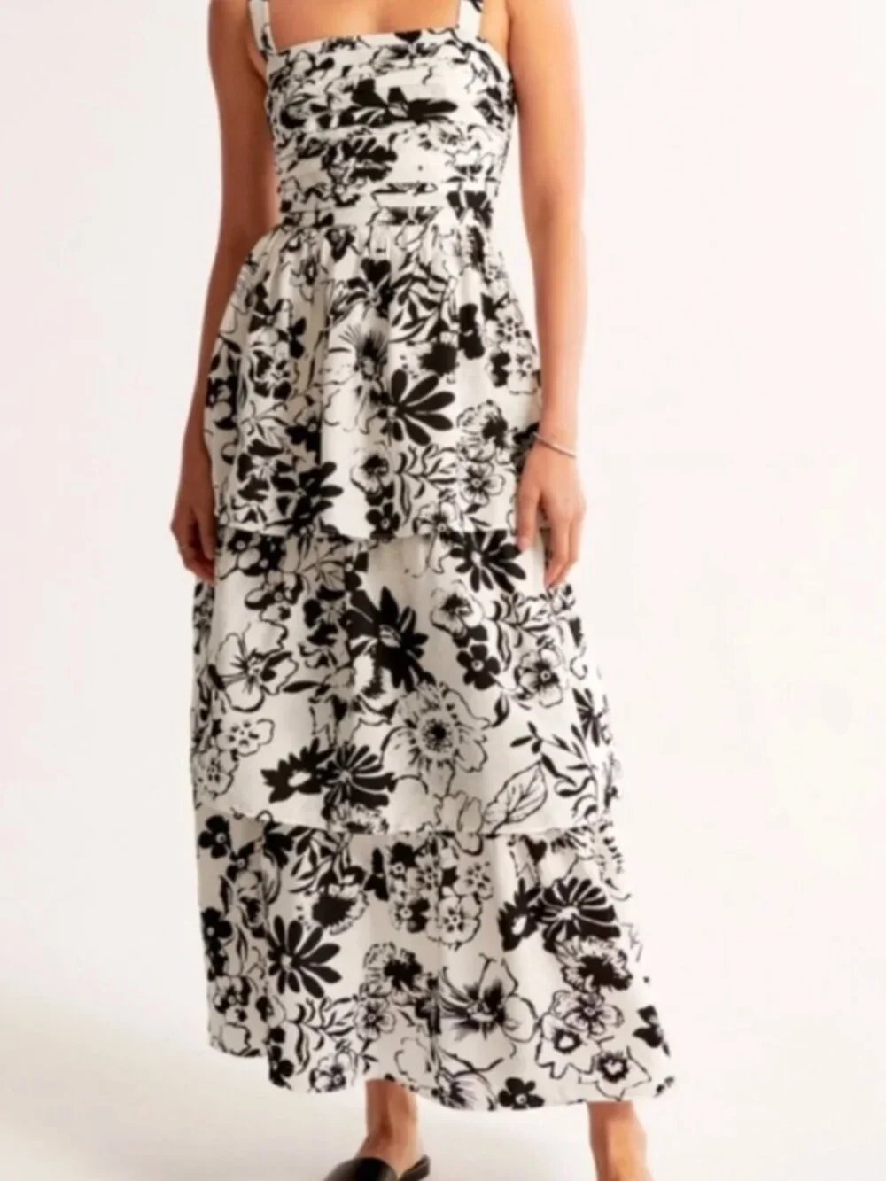 Abercrombie & Fitch Emerson Black & White Floral Tiered Maxi Dress MTall